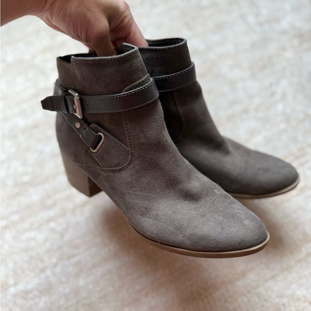 Unisa Booties Ankle Boots Size 6.5 Dark Grey